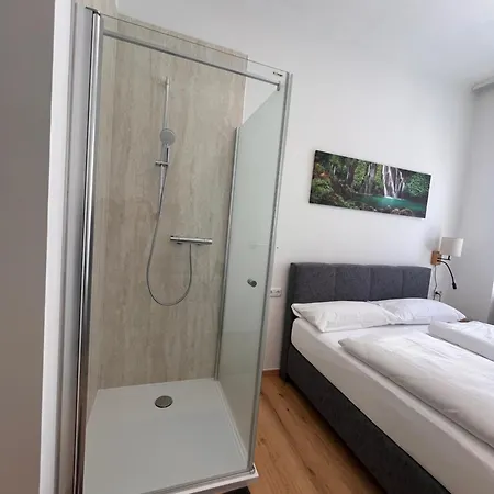 6 -easy Apartman