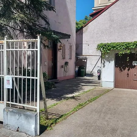 6 - Easy Διαμέρισμα