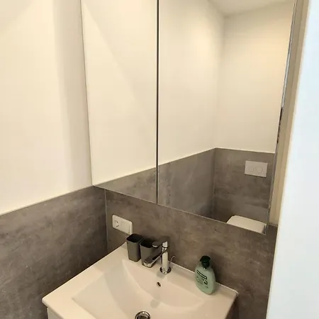 6 - Easy Διαμέρισμα *